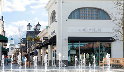 ����Ʈ�̵鷣�� �����̳� �ƿ﷿ ����